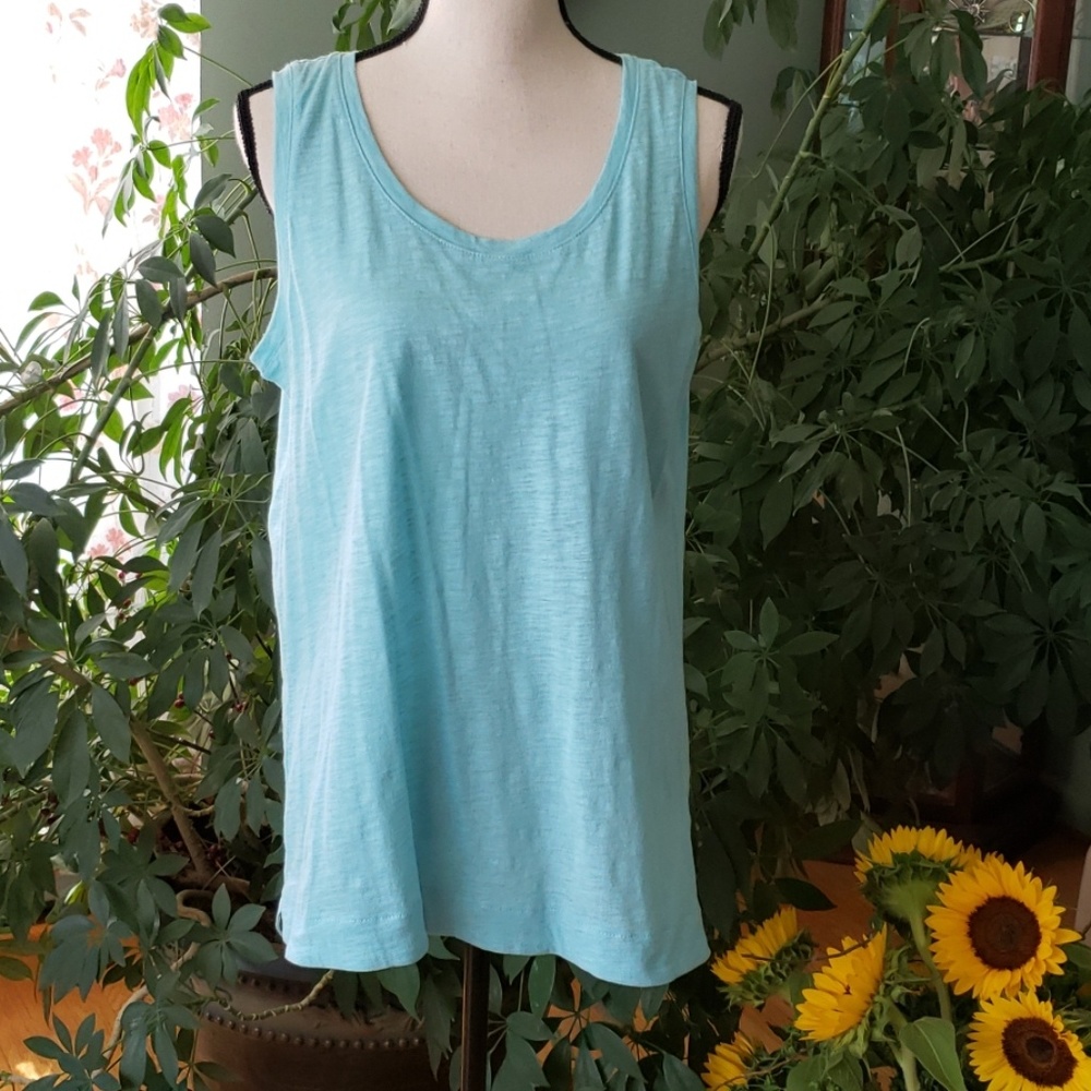 Nwot Basic Editions cotton tank top